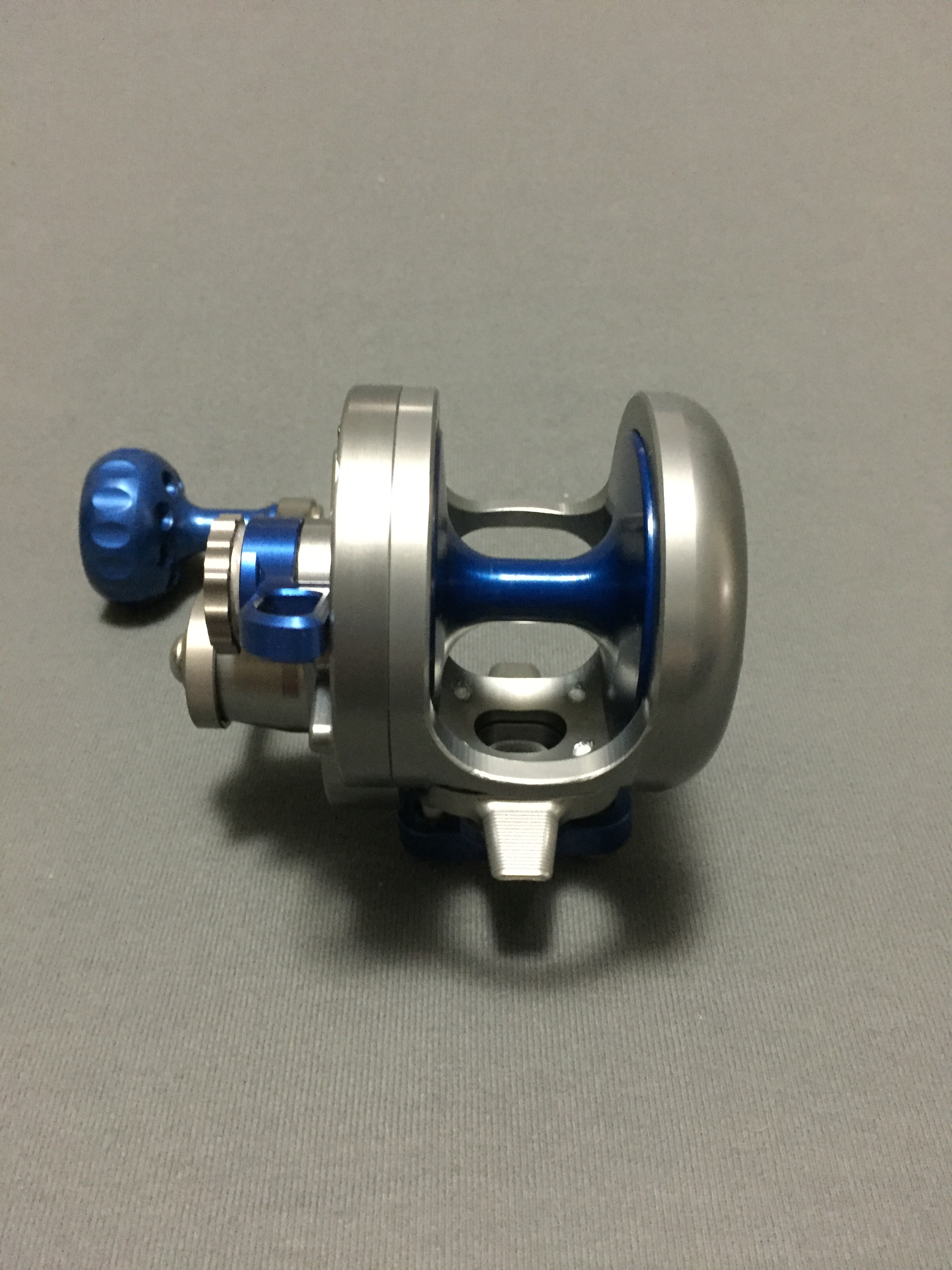 LGN+smoke-blue+lefty+SN#105+(1